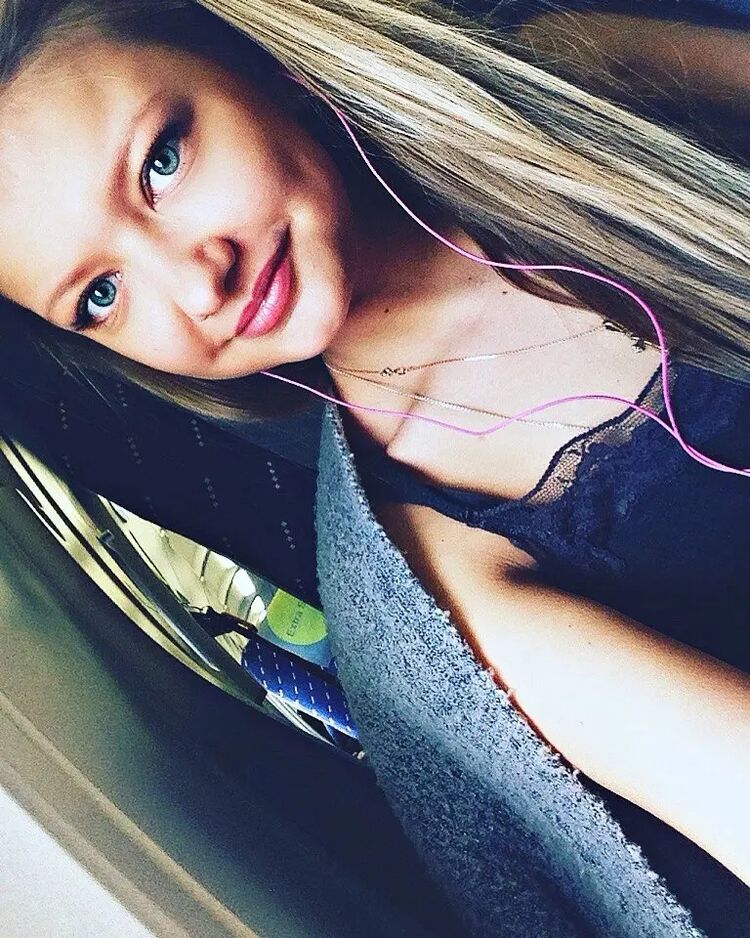  47168916   , 32 ,    