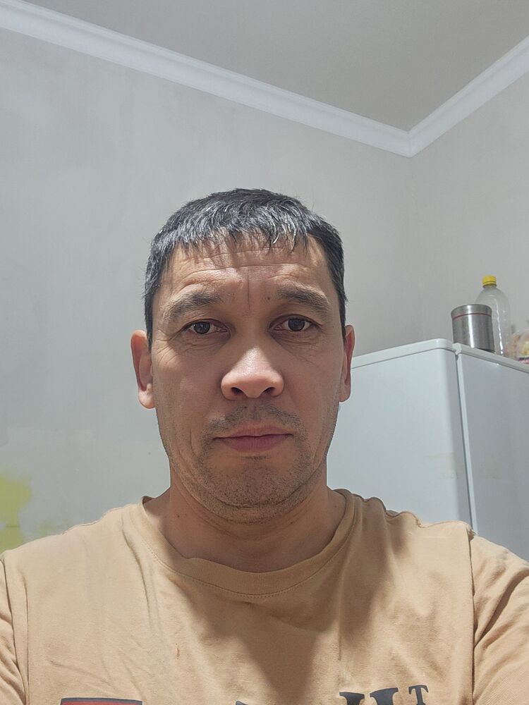  54115126  Nurik, 40 ,    