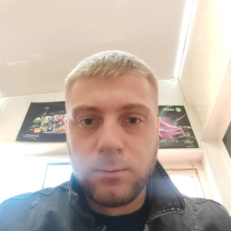  45700306  , 32 ,    