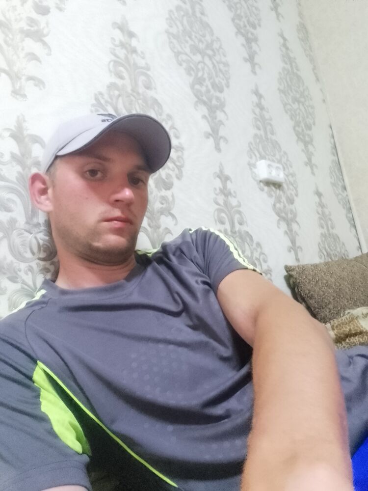  ,   Artem, 31 ,   ,   , c 