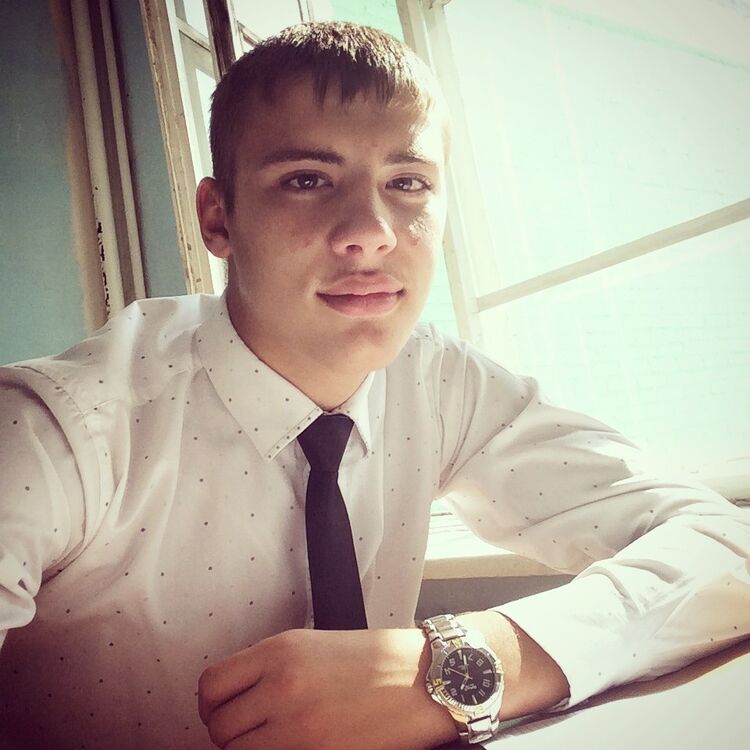  ,   Vitya, 28 ,   