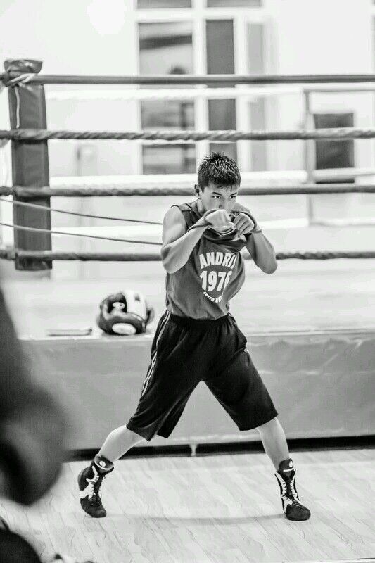  18541316  Kaparov, 28 ,    