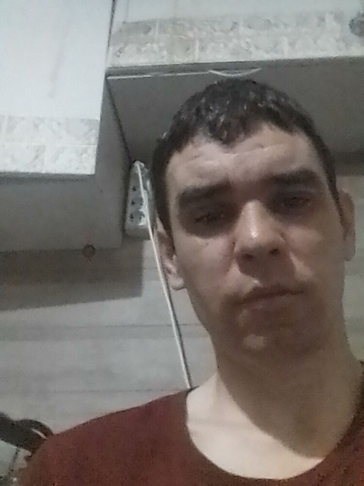  ,   Max, 37 ,   ,   