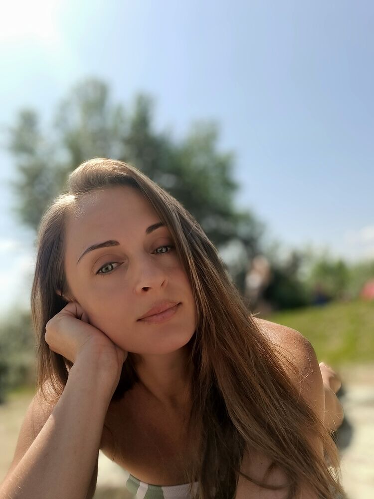  52048916  , 42 ,    