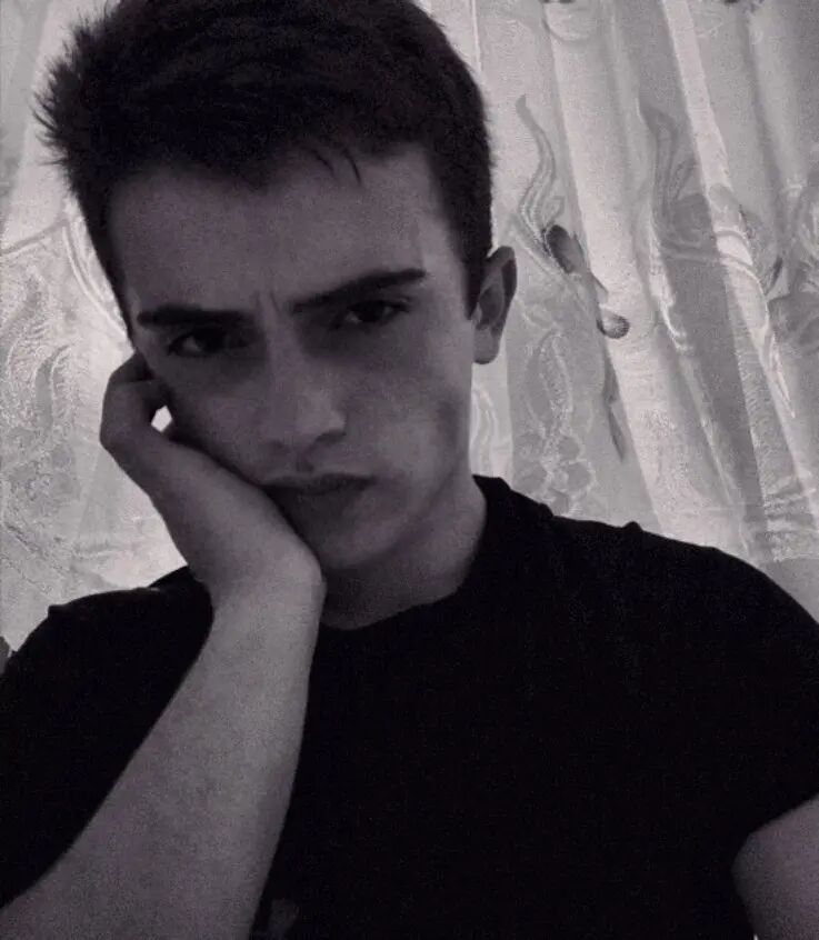  31960396  Gadzhi, 24 ,    -