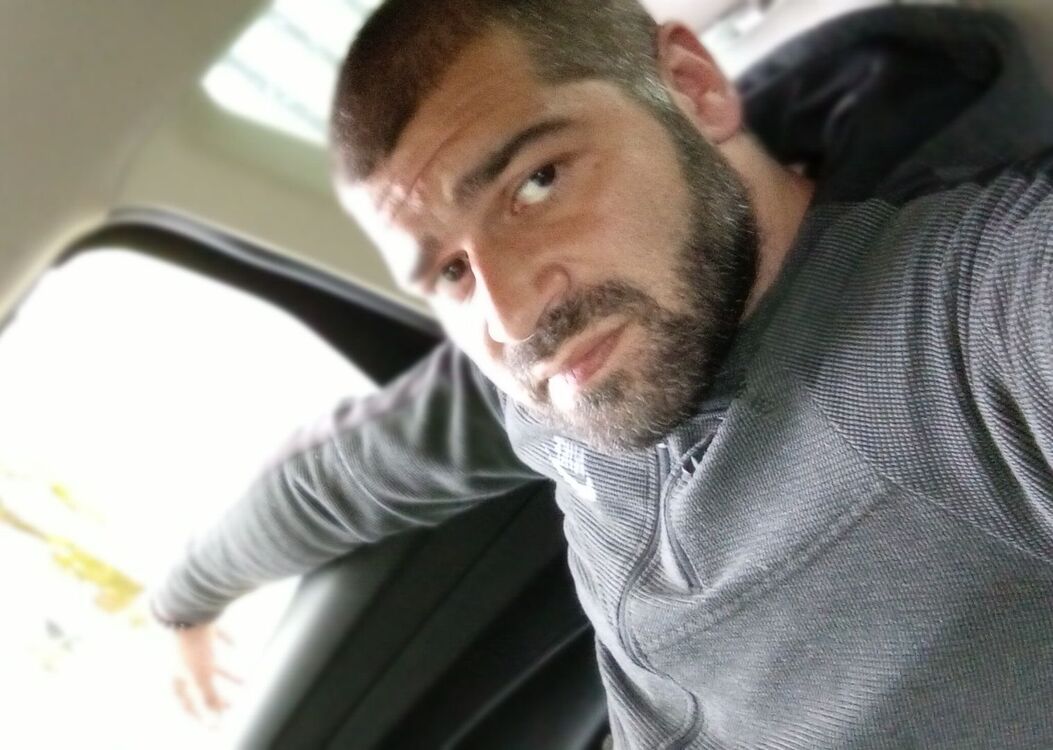  43847396  Giorgi, 35 ,    