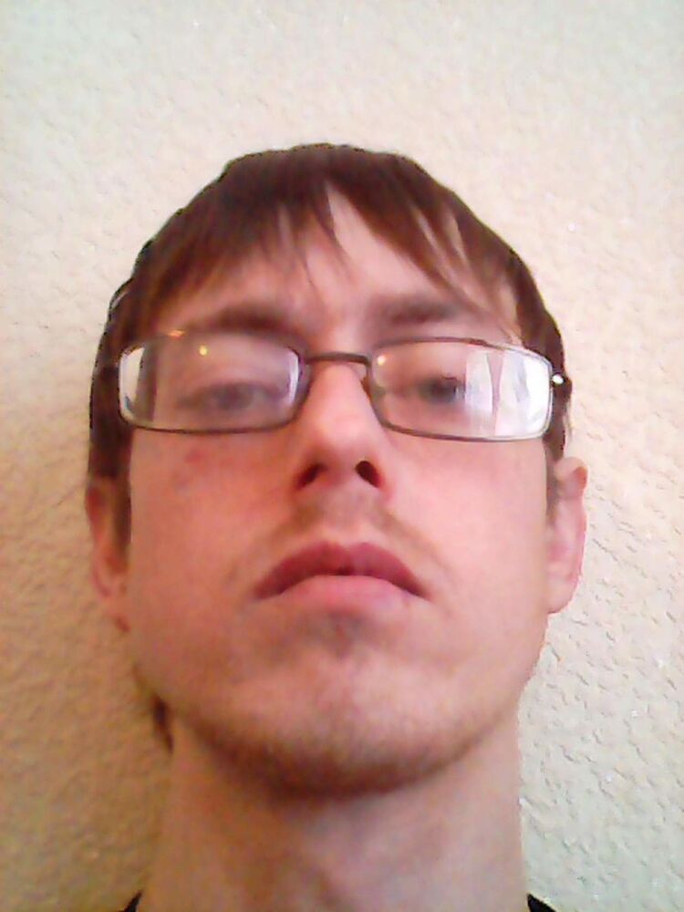  18302046  , 33 ,     