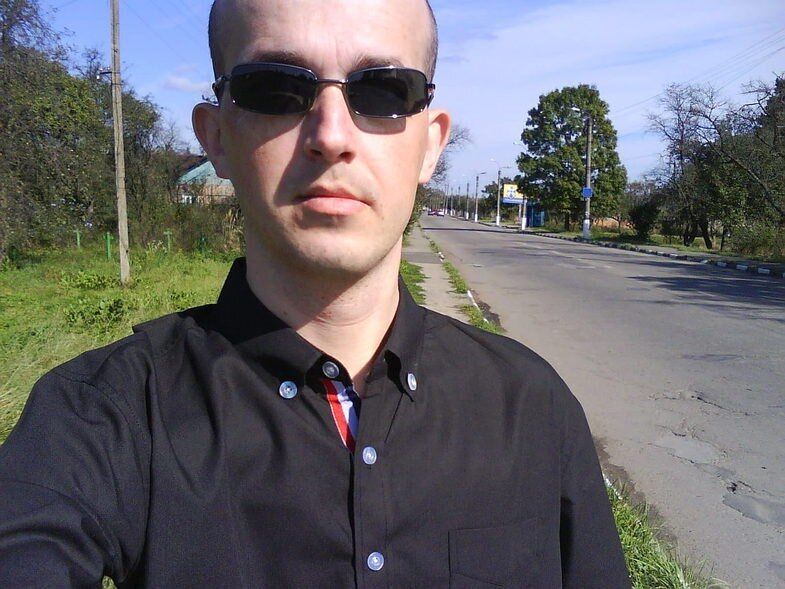  52949196  Igor, 47 ,    