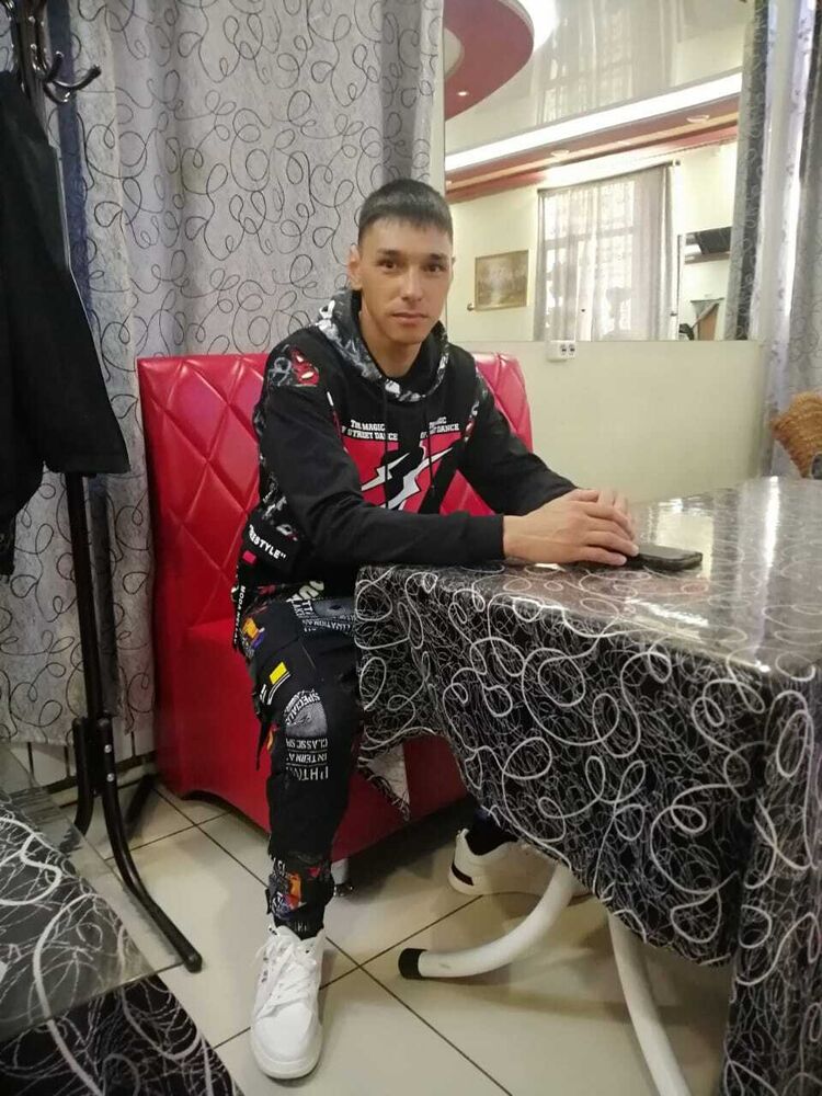 ���� 24359806 ������� ����, 37 ���, ���� ���������� � ��������������-����������