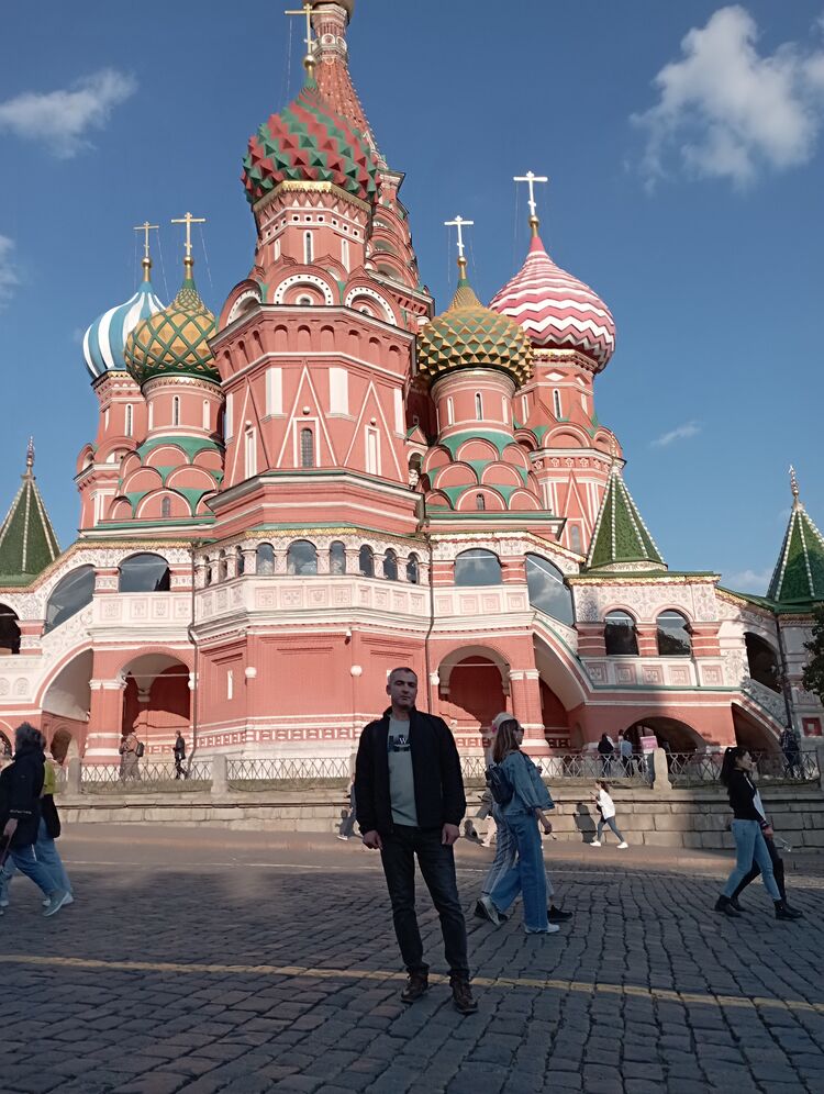  ,   Evgeniy, 39 ,   