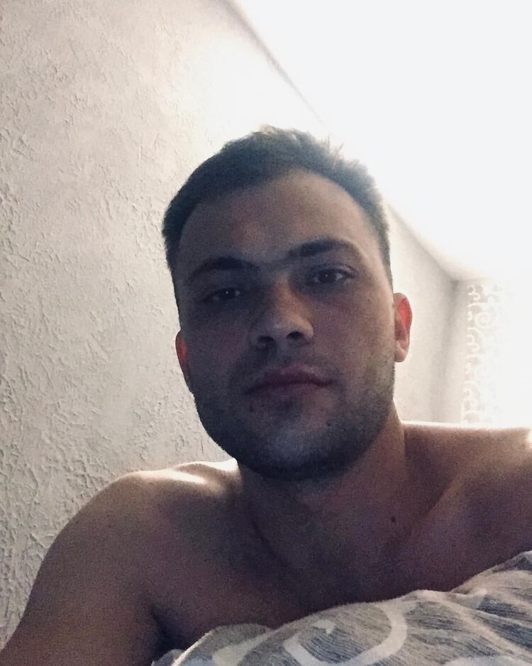  46814826  , 33 ,    
