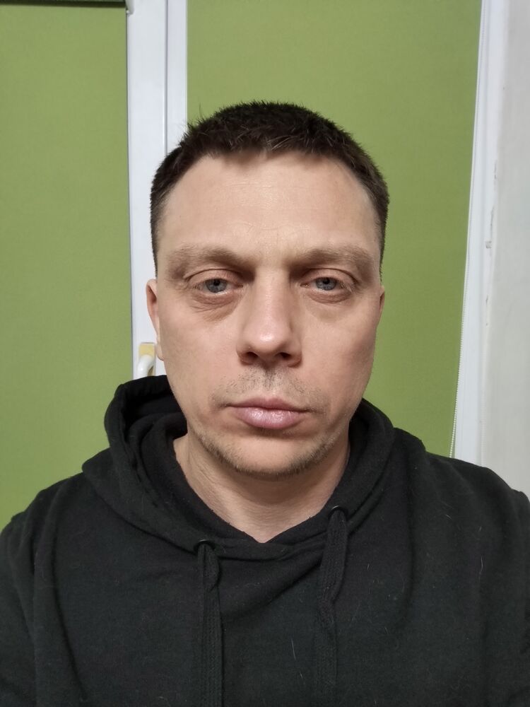  48488576  , 40 ,    