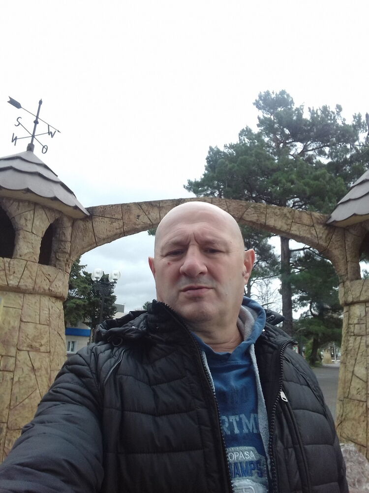  18340896  Goran, 56 ,    