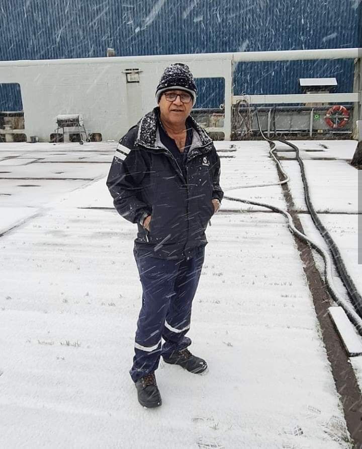  ,   Oliver, 48 ,   c 