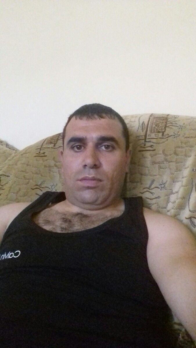  18493806  Ando, 36 ,    