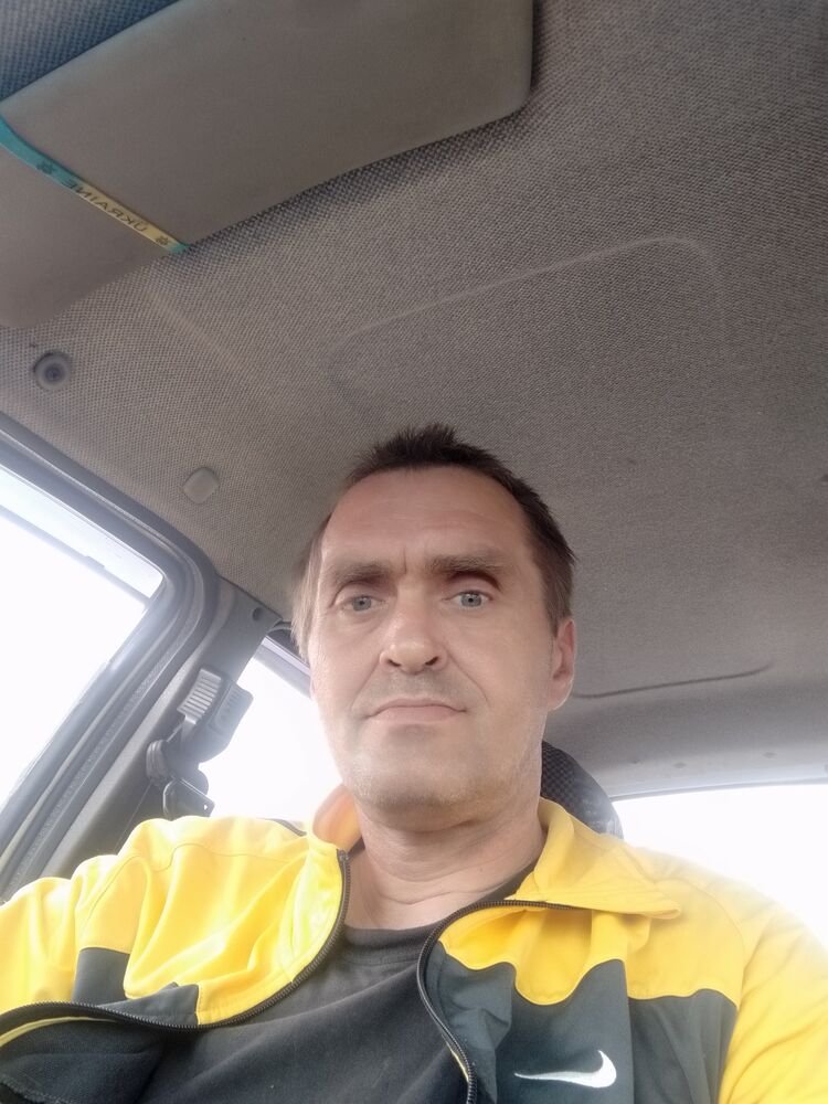  23039806  , 53 ,    