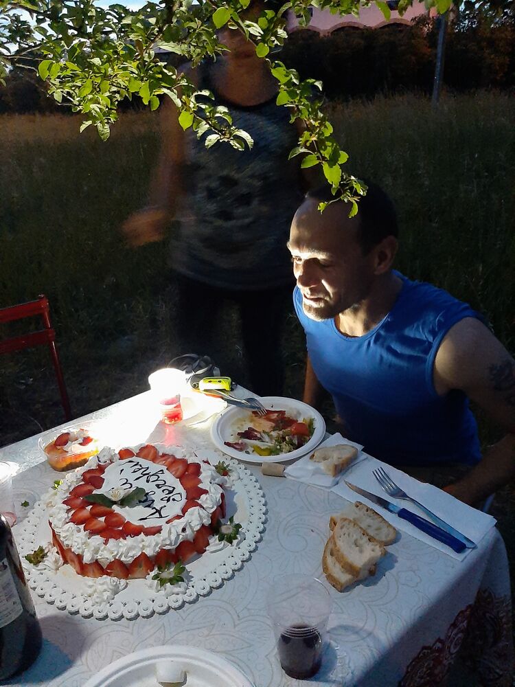  ,   Serghei, 49 ,     , c 