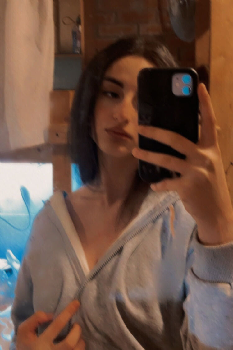  31051136  , 25 ,    --