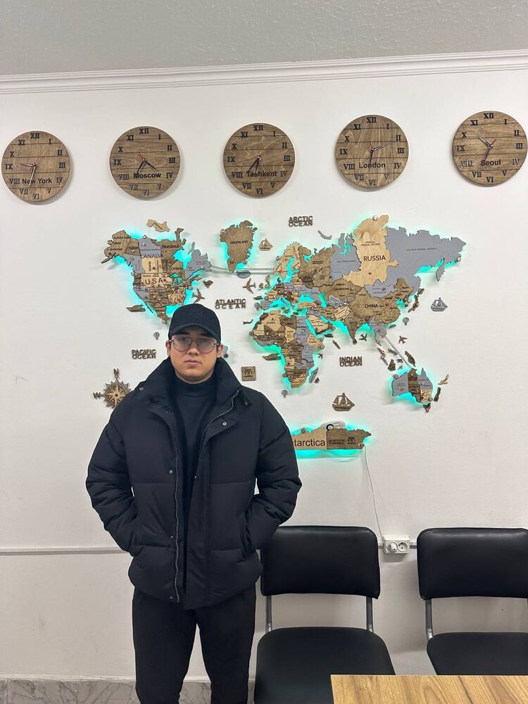  44052076  Yusuf, 22 ,    