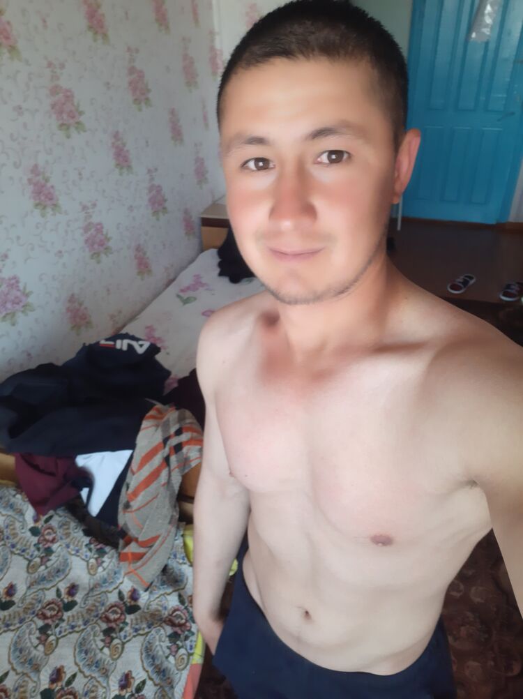  43937606  , 28 ,    