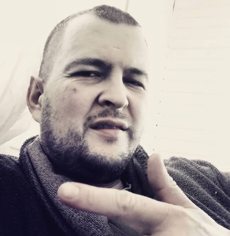  53805856  , 42 ,    -