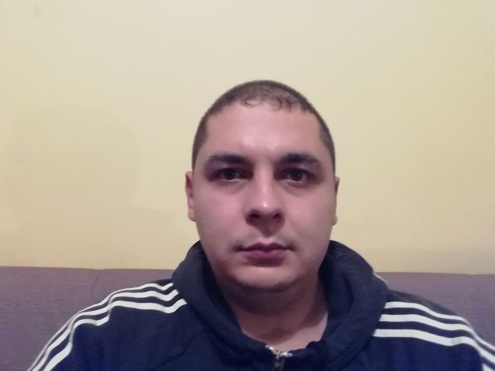  25137586  Roma, 41 ,    