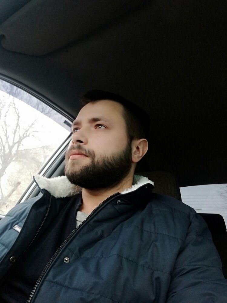  17324336  Alex, 35 ,    