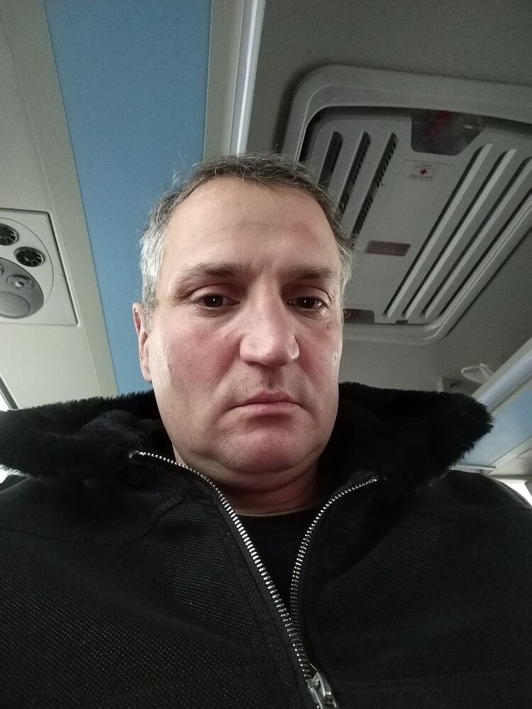 40111566  Sergey, 49 ,    