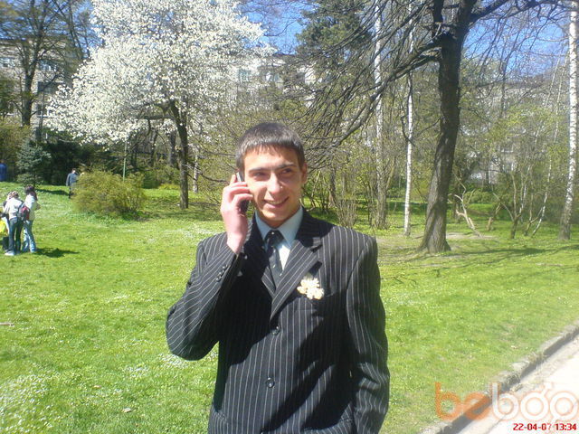  1351456  Andriy, 39 ,    