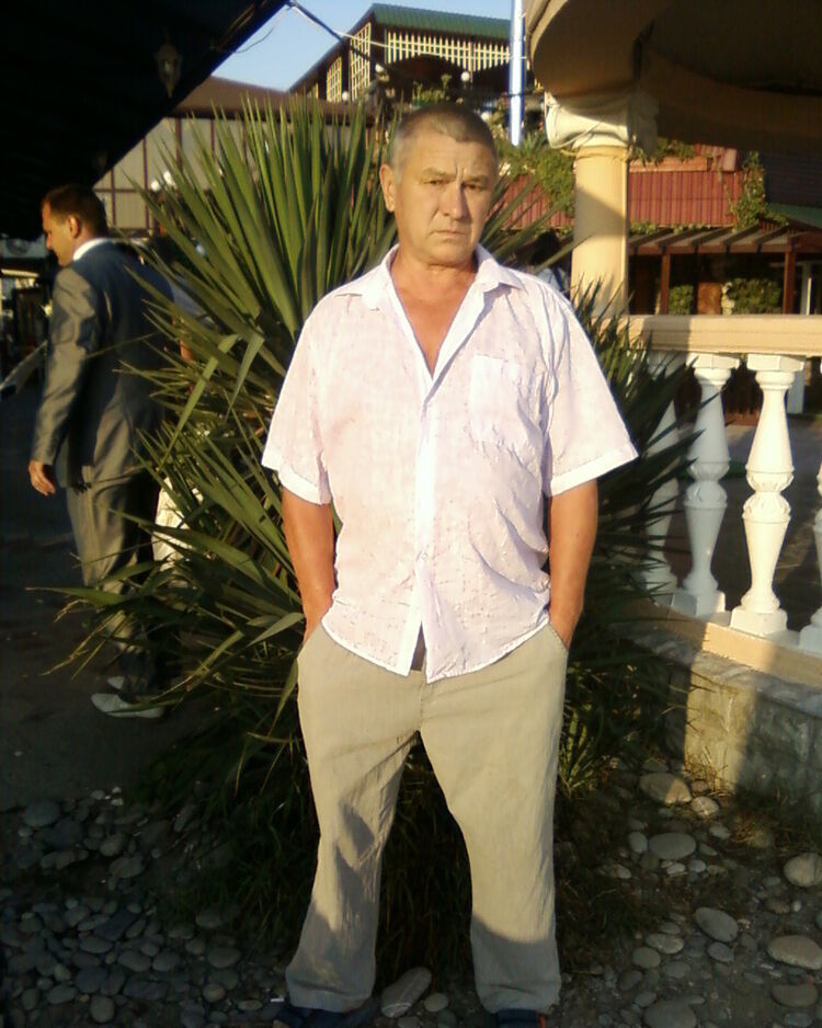  6624486  Aleksandr, 67 ,    