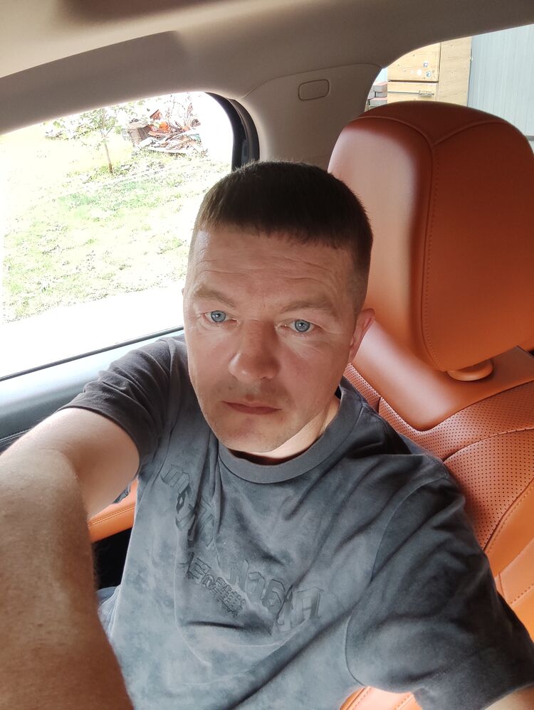  52757086  , 45 ,    