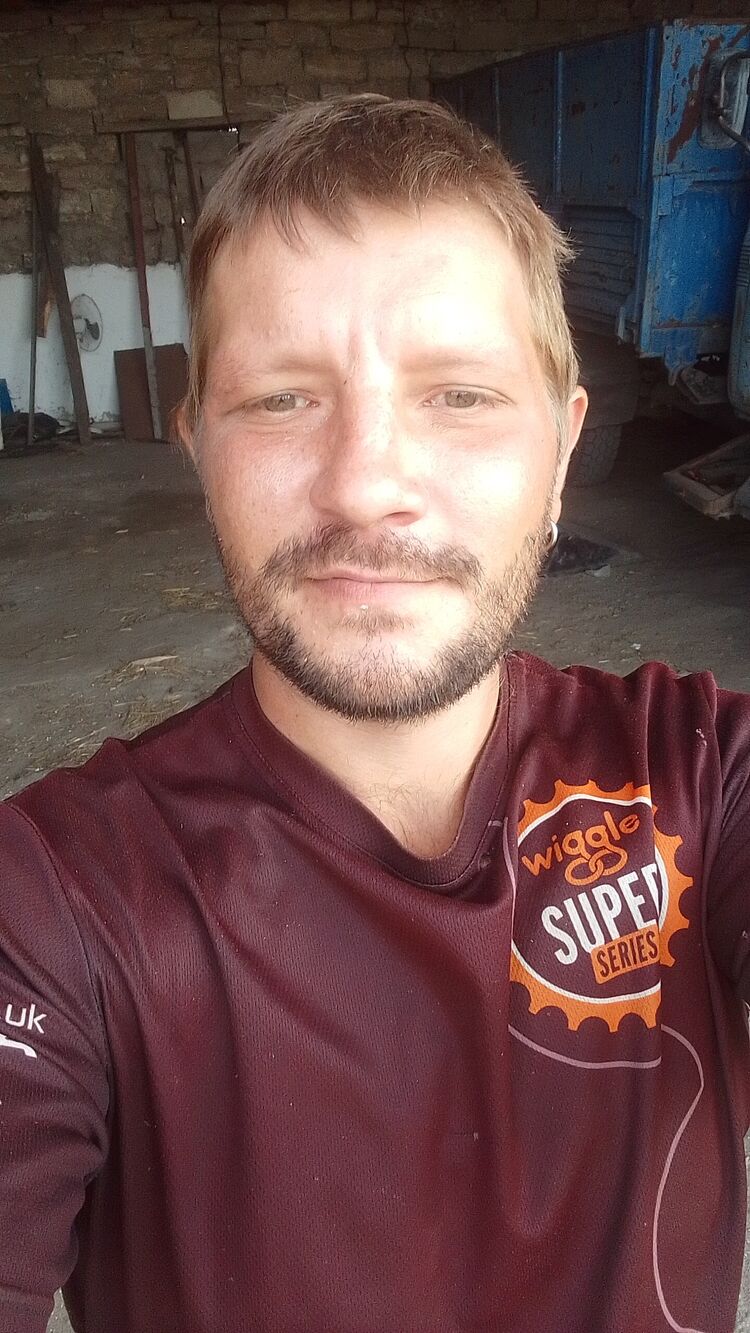  47271976  , 30 ,    