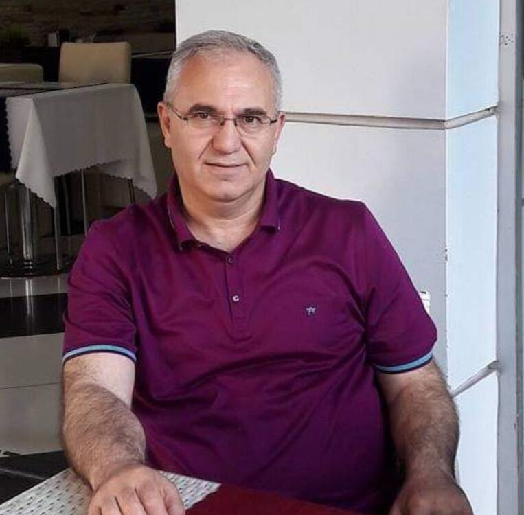  48401106  Marat, 53 ,     