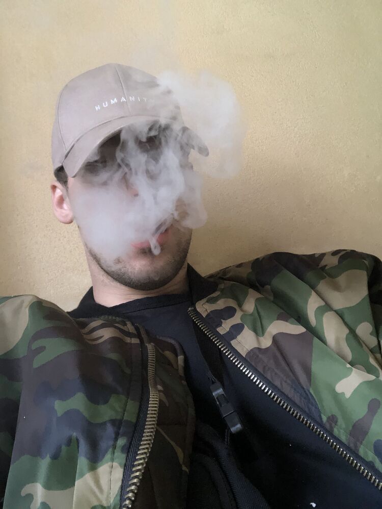  28407586  , 33 ,    