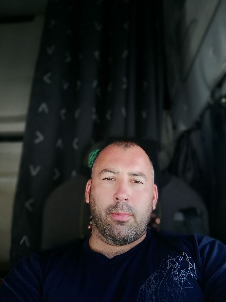  26858746  , 44 ,    