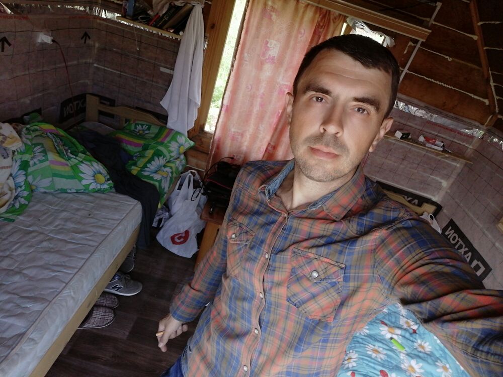  35590936  , 44 ,    