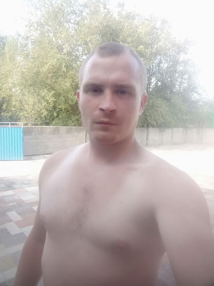  48757806  , 32 ,    