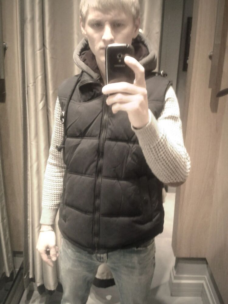  49028476  , 35 ,    