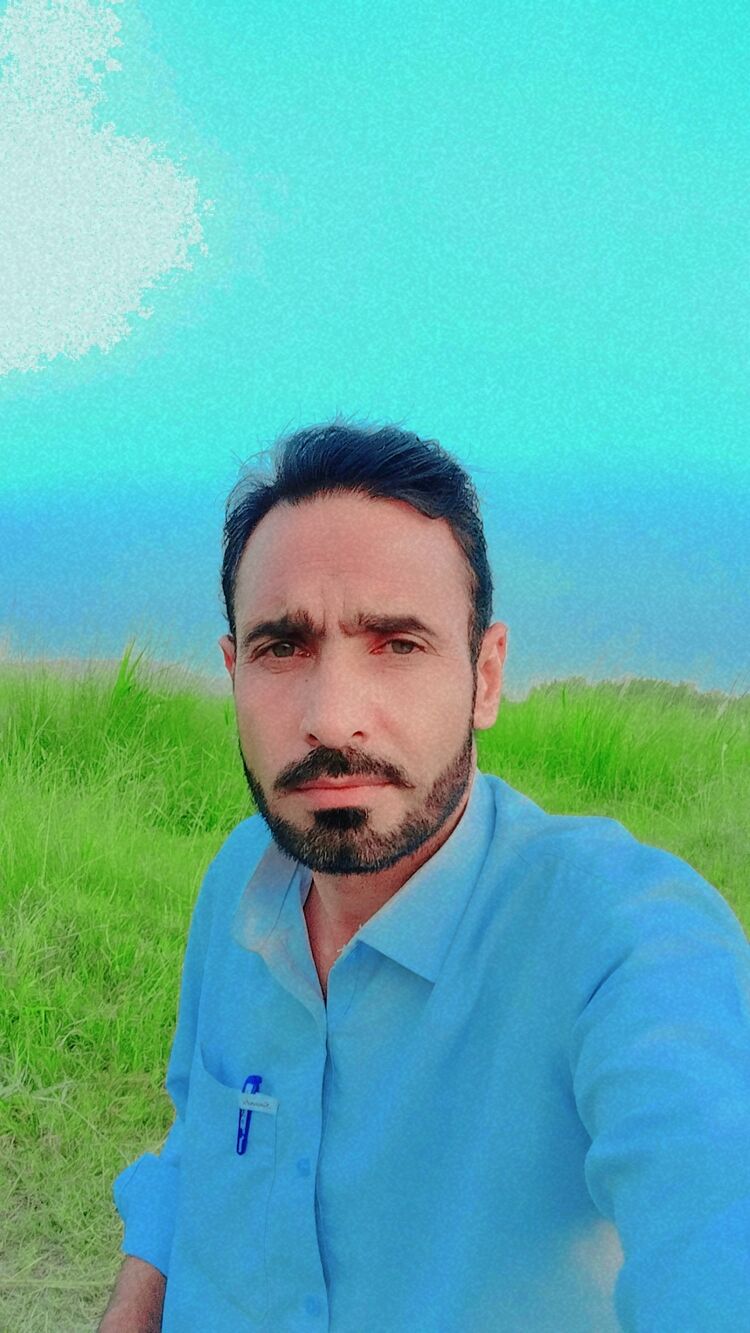  ,   Aswan Khan, 30 ,   ,   
