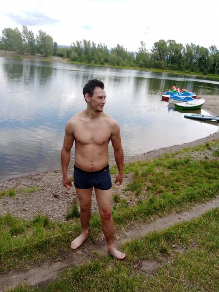  36674706  Mliv, 32 ,    