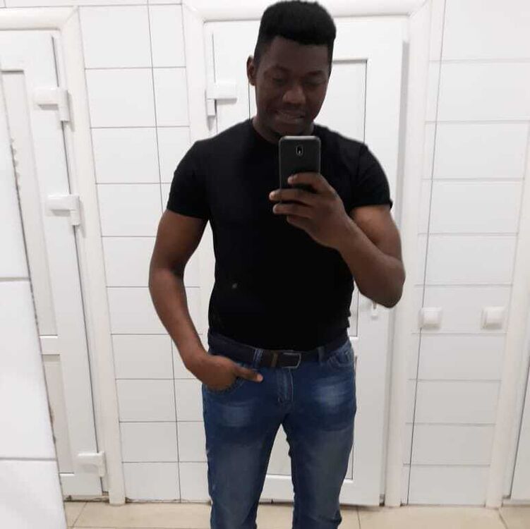  37469716  Luc Marcel, 35 ,    -