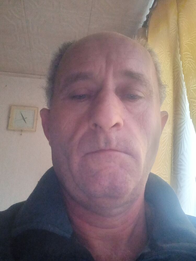  25412016  Sergiu, 55 ,    