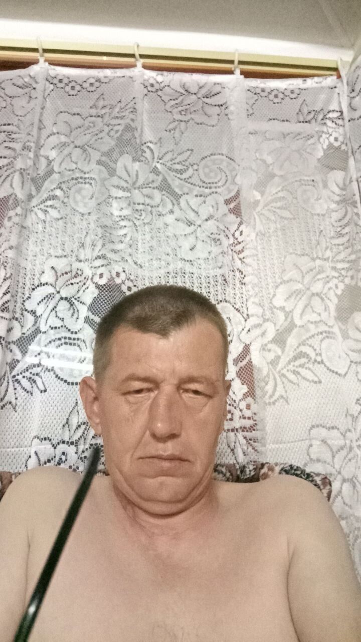  52930956  , 44 ,    