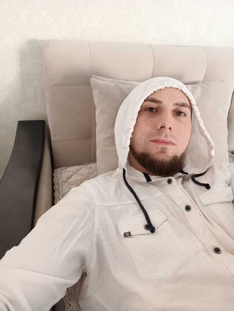  40691306  , 38 ,    --