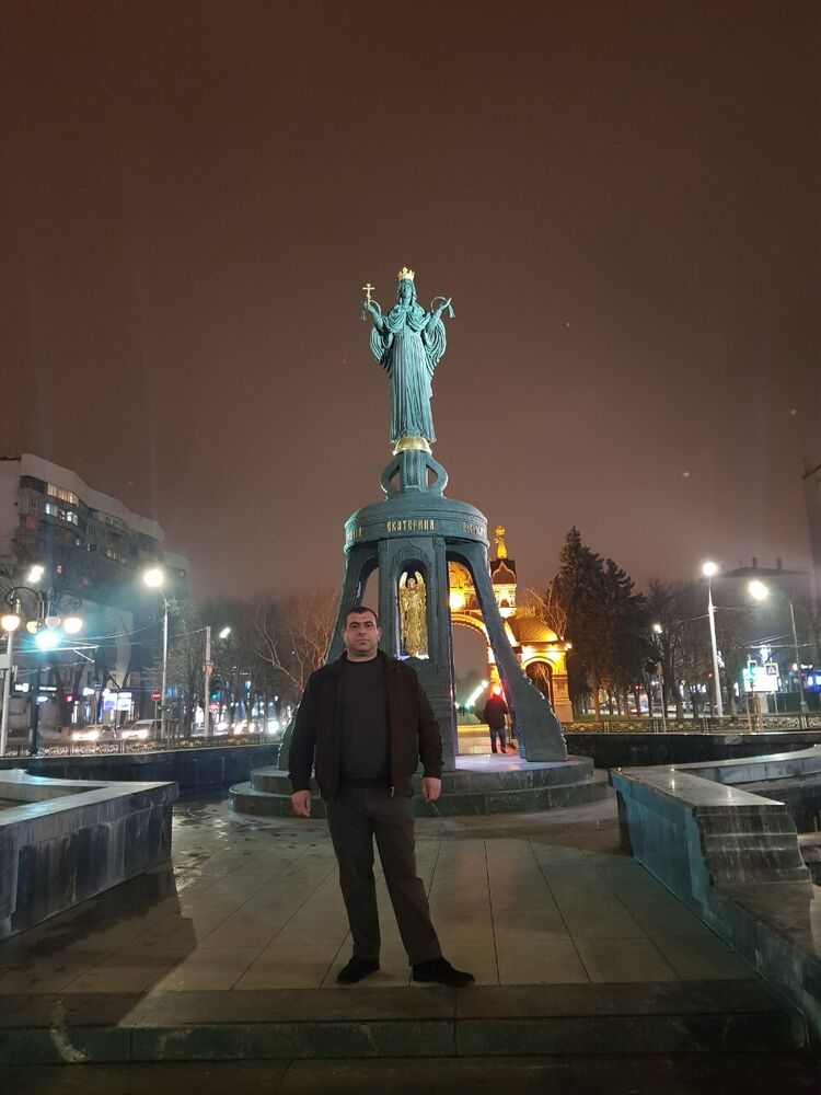  31086686  Arsen, 47 ,    