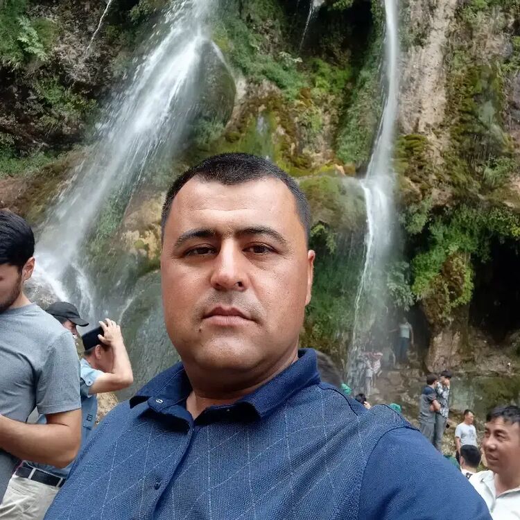  25725976  Abduvohid, 36 ,    