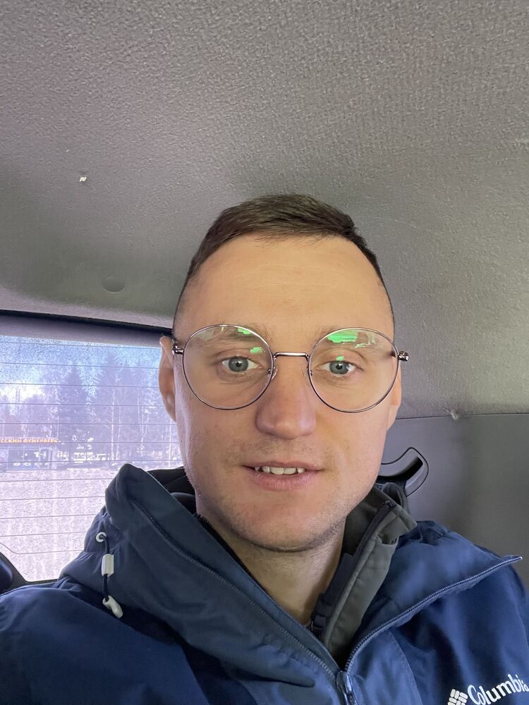  32269176  Yuriy, 37 ,    