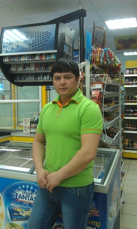  42149366  Lutfullo, 40 ,    