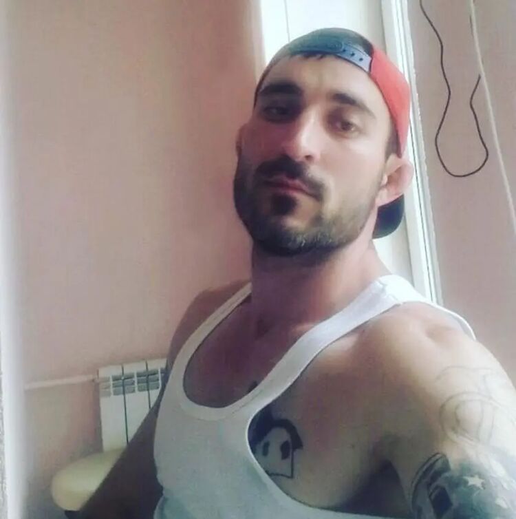  ,   Tor odinson, 37 ,   ,   , c 