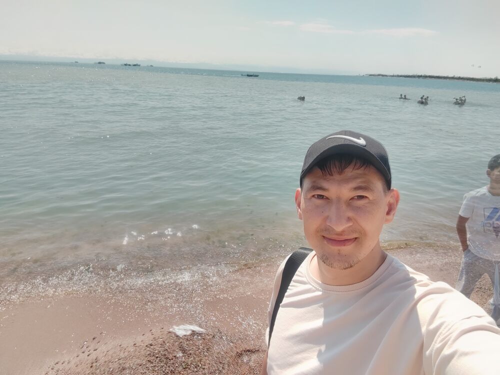   ,   Bektur, 31 ,   ,   